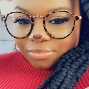 Meet your Posher, Erica